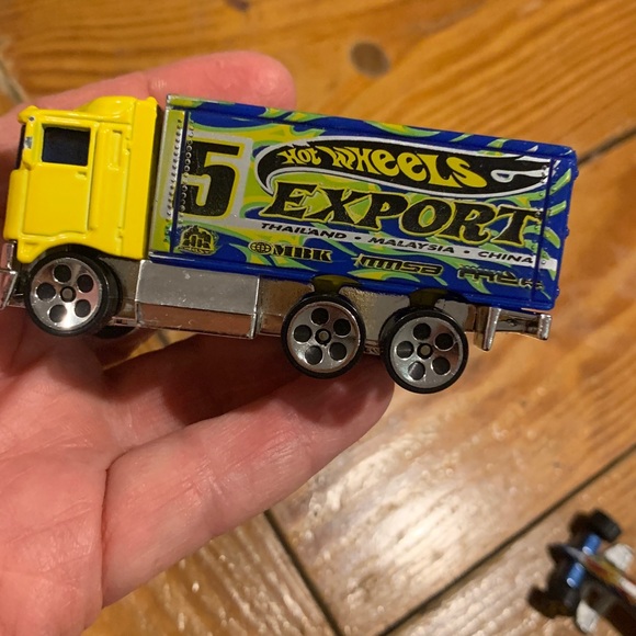 Vintage Hot Wheels cars - Picture 2 of 8